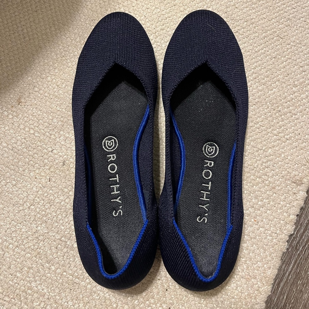 Rothy's Women's Navy and Black Flats